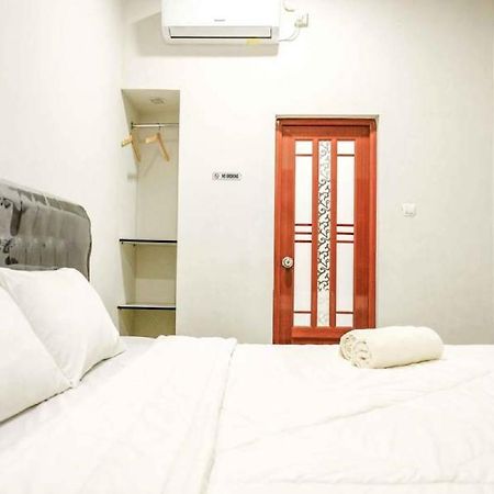 Rudi Rooms Near Stasiun Cikarang Mitra Reddoorz Tegalgede Bagian luar foto